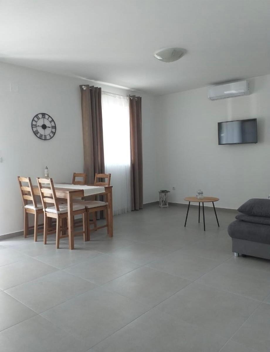 Apartments Bucica Dvori Starigrad Paklenica Dış mekan fotoğraf